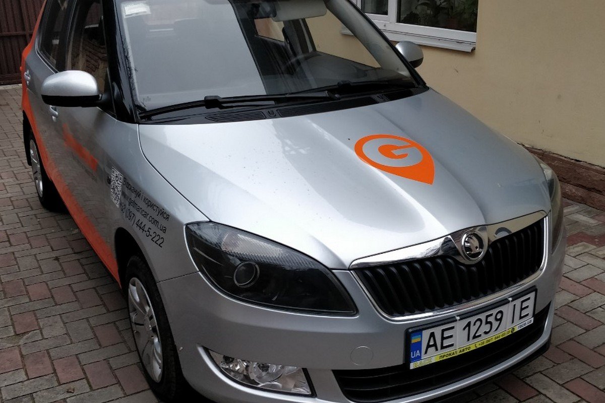 Авто за 2 гривны, бесплатные бензин и парковка: в Днепре запустят сервис каршеринга 6