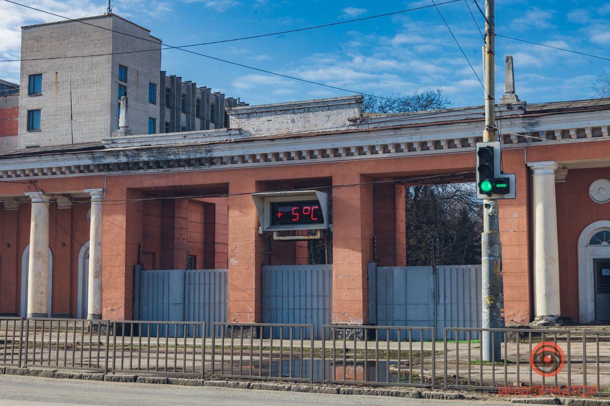 Преображаются даже самые скучные стены заводов