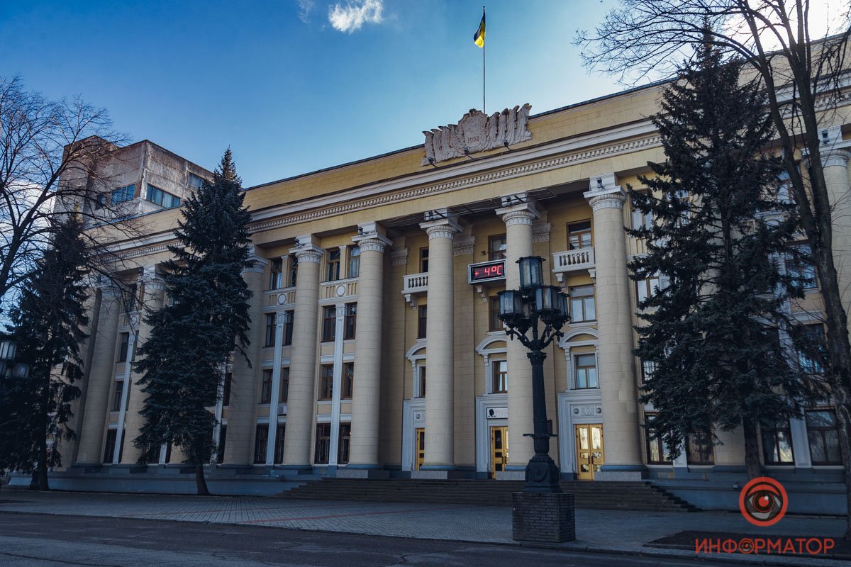 Привычные для глаз здания становятся дворцами