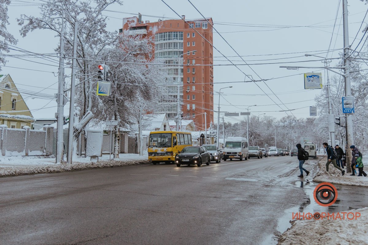 Будьте осторожны на скользкой дороге