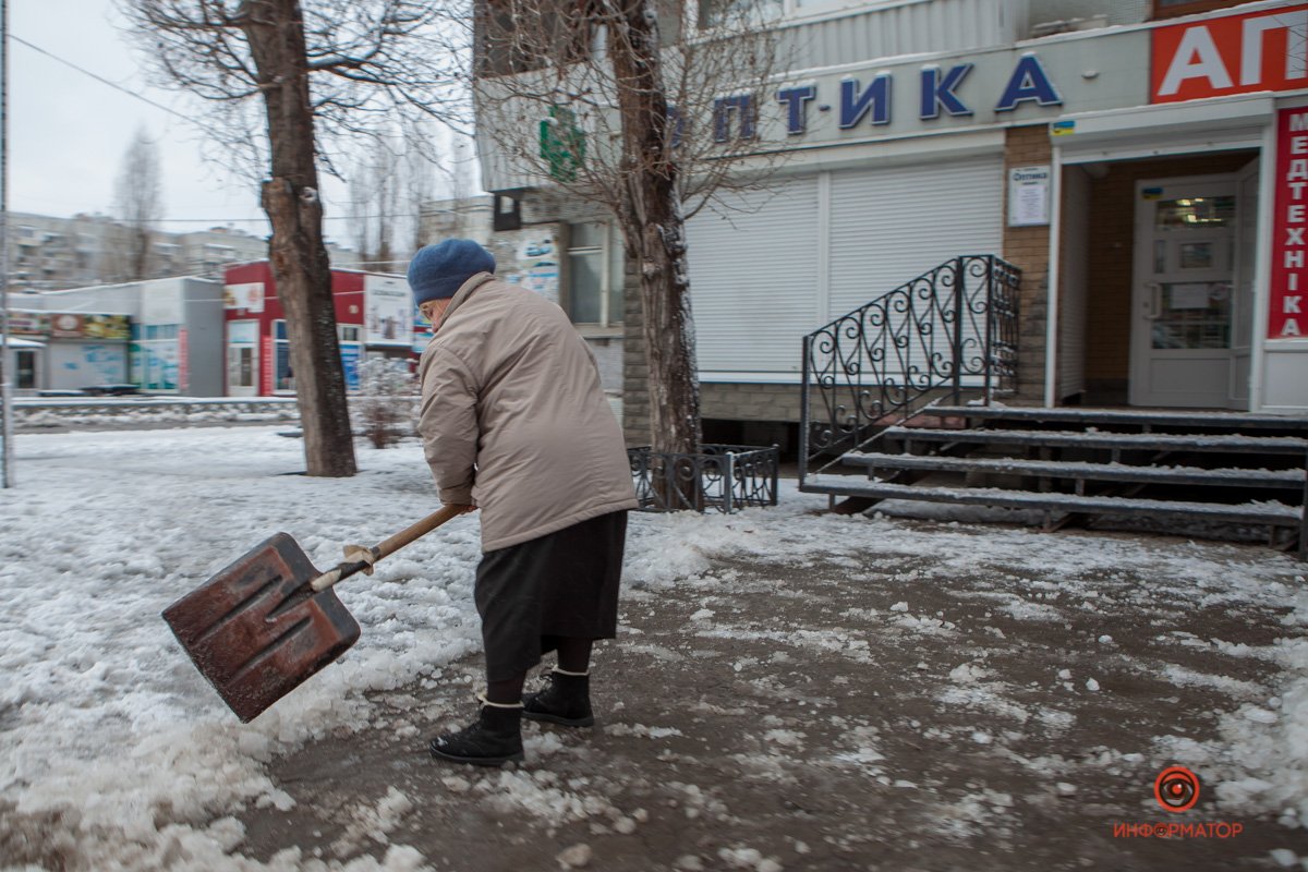 За очистку территории, прилегающей к магазину или заведению, отвечает администрация этого заведения