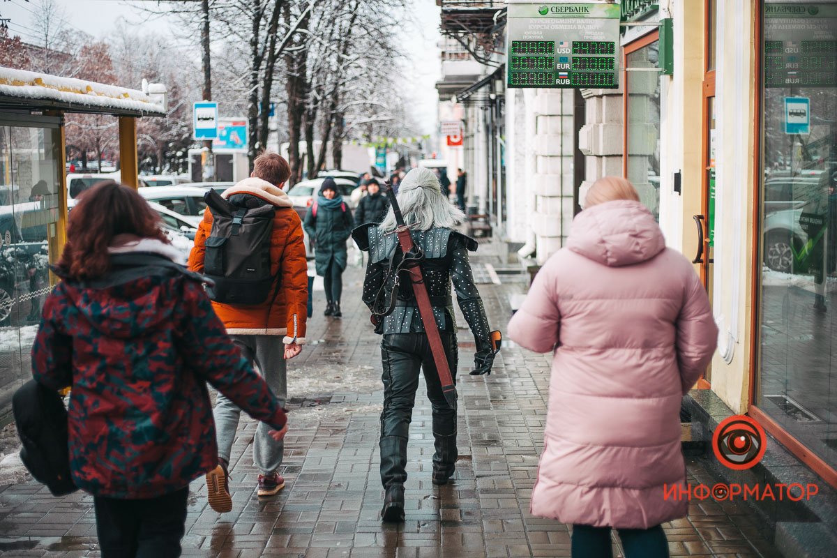 Ты просто назвал свою девушку монстром, а к тебе уже подкрался Ведьмак