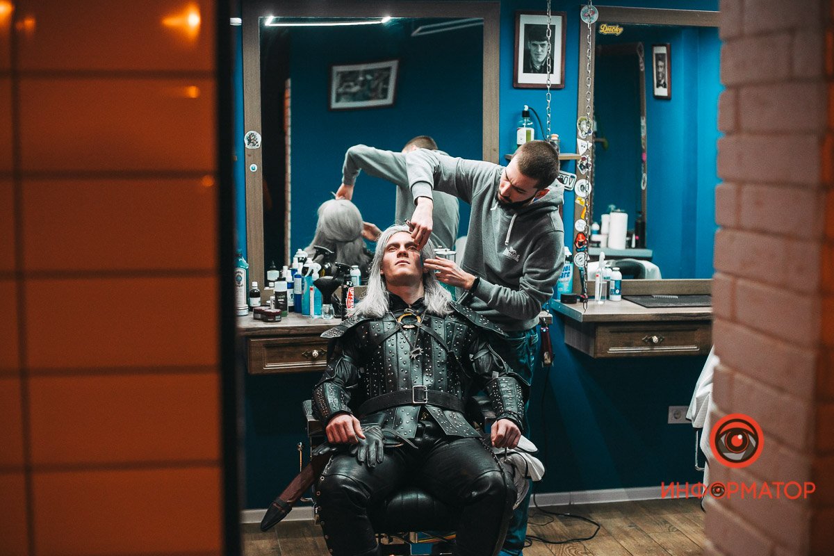 Чем Ведьмак заплатил барберу?