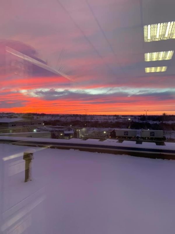 Малиновый закат над Днепром: фотографии читателей Информатора 4