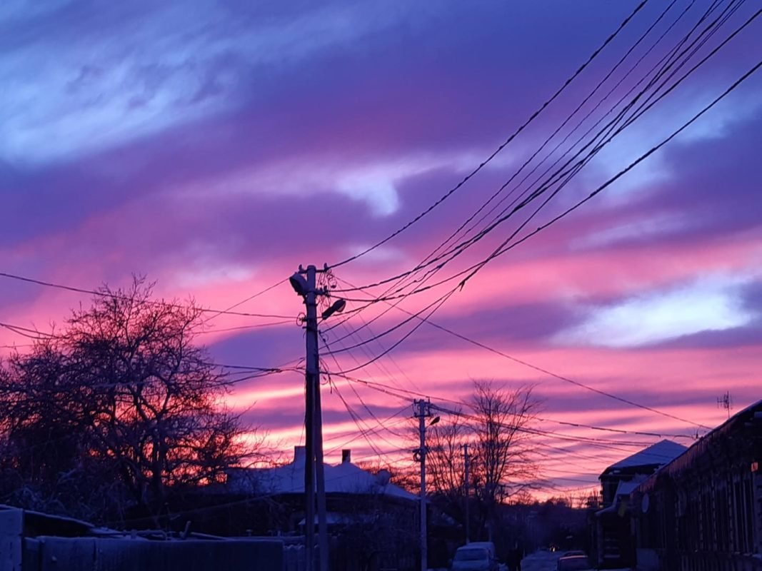 Малиновый закат над Днепром: фотографии читателей Информатора 6