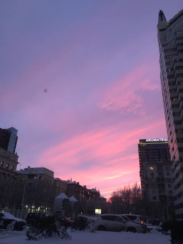 Малиновый закат над Днепром: фотографии читателей Информатора 9