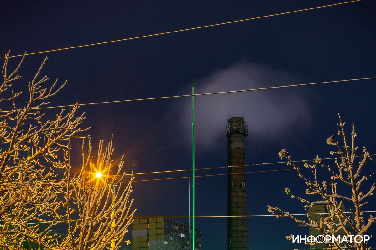 Как выглядит заснеженный Днепр ночью 10