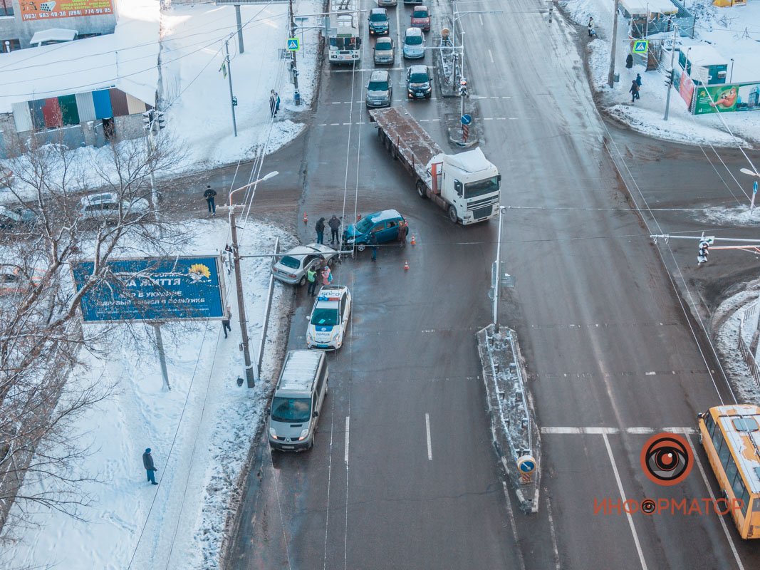 Столкнулись Daewoo Lanos и ZAZ Vida