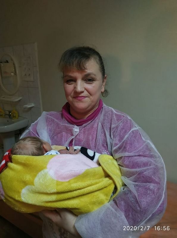А спустя несколько дней Оксана Михайловна стала бабушкой в пятый раз
