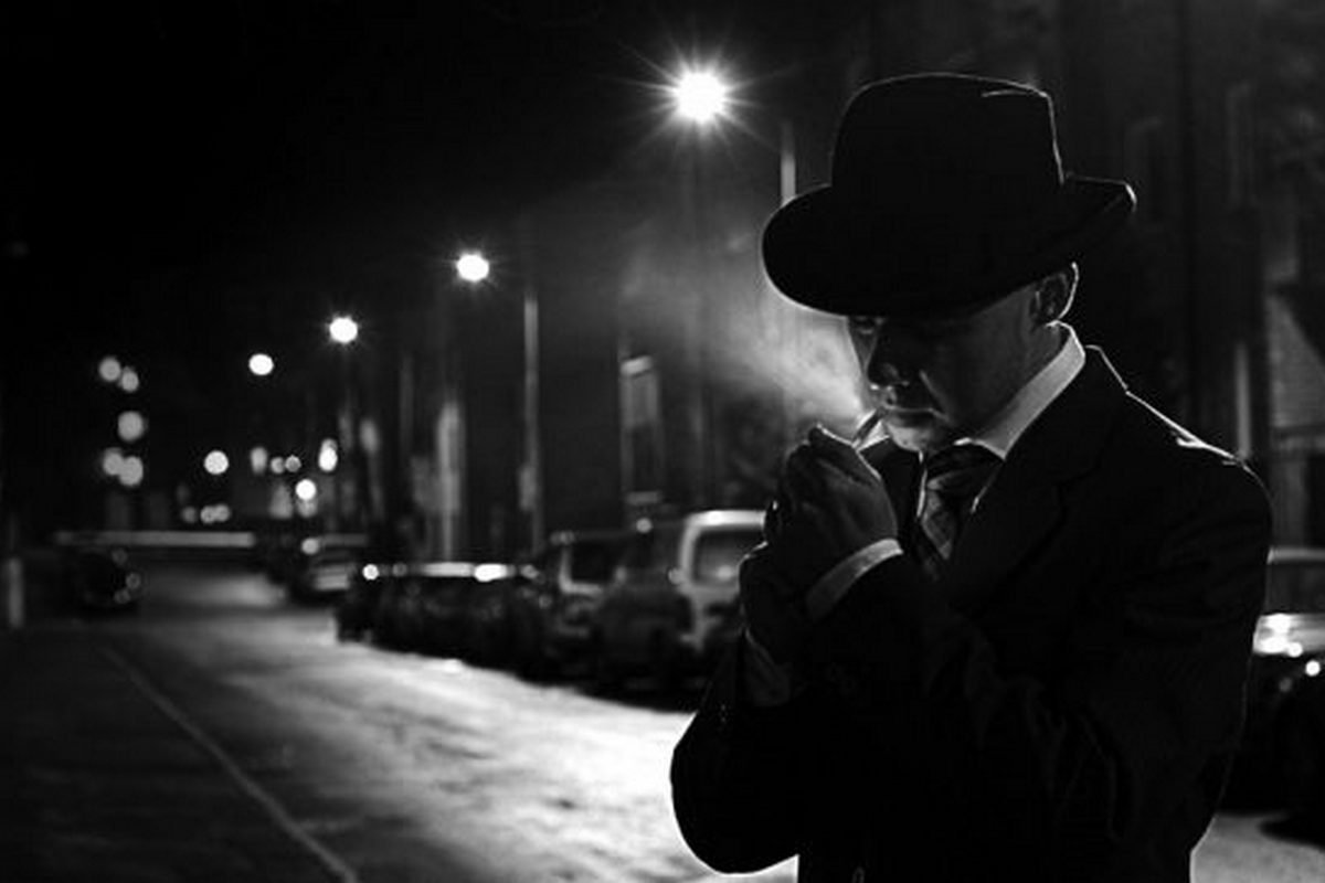 Детективная история