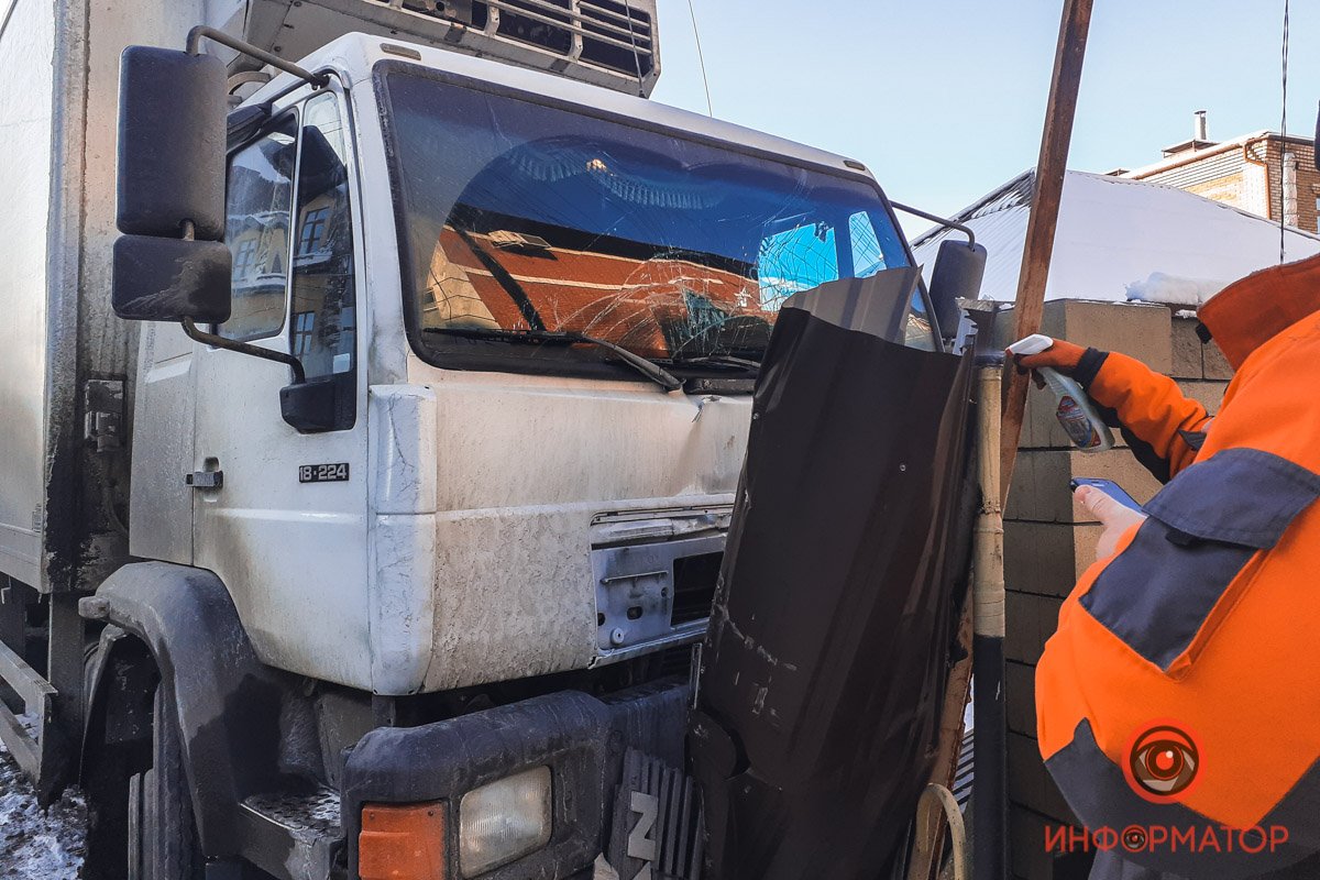 На место происшествия сразу же вызвали газовую службу