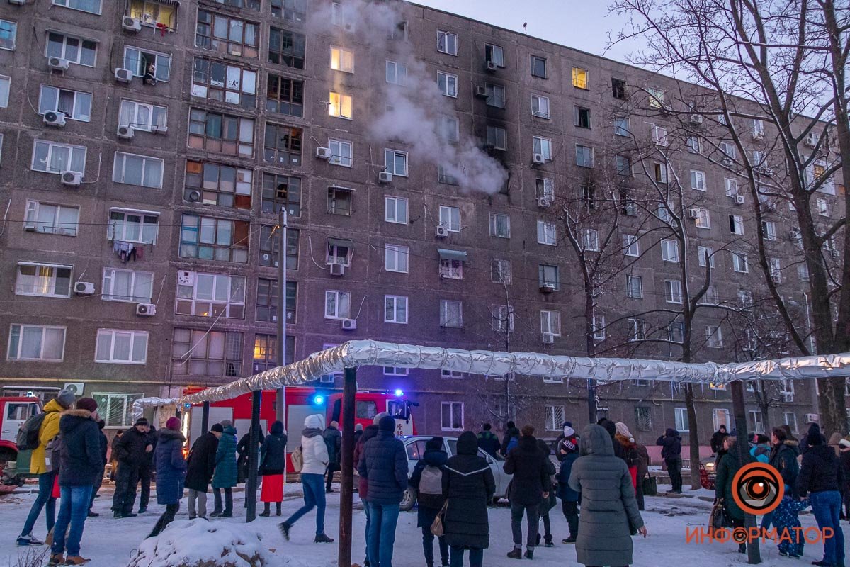 Черный смог покрыл весь район Черный смог покрыл весь район
