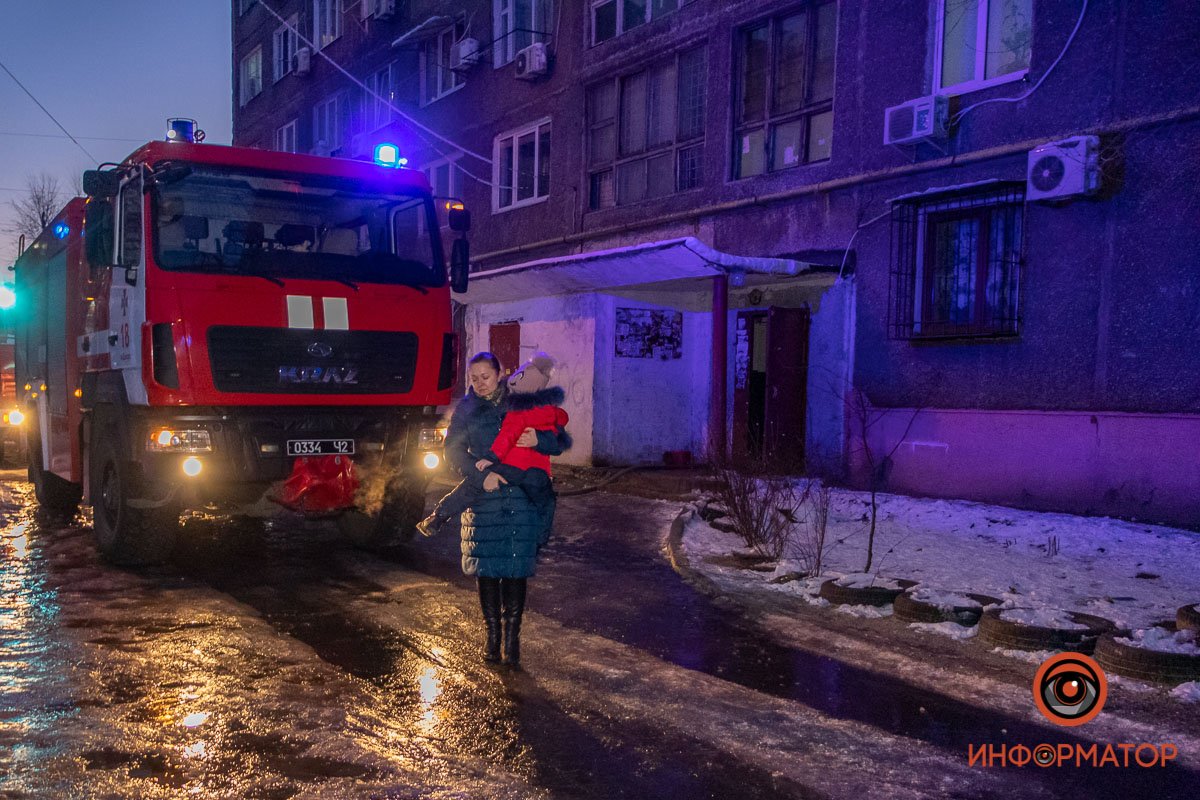 Сотрудники ГСЧС спасли 10 человек Сотрудники ГСЧС спасли 10 человек