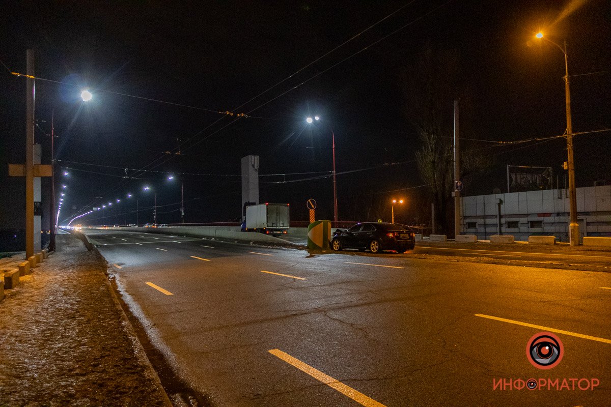 Авария произошла на въезде на Центральный мост