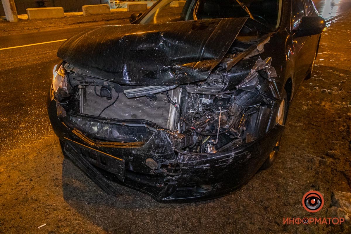 По словам водителя, его подрезал автобус