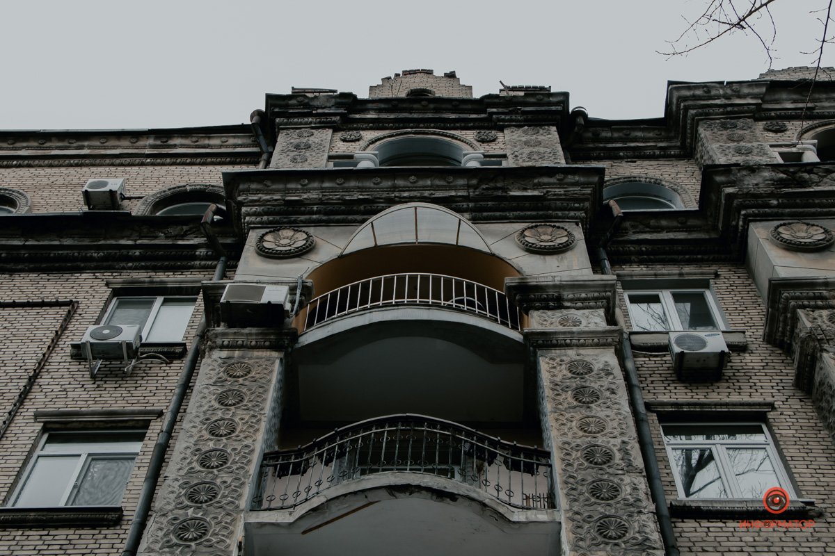 20 10