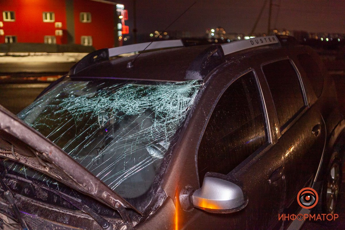 Предварительно, машину задел третий автомобиль Предварительно, машину задел третий автомобиль