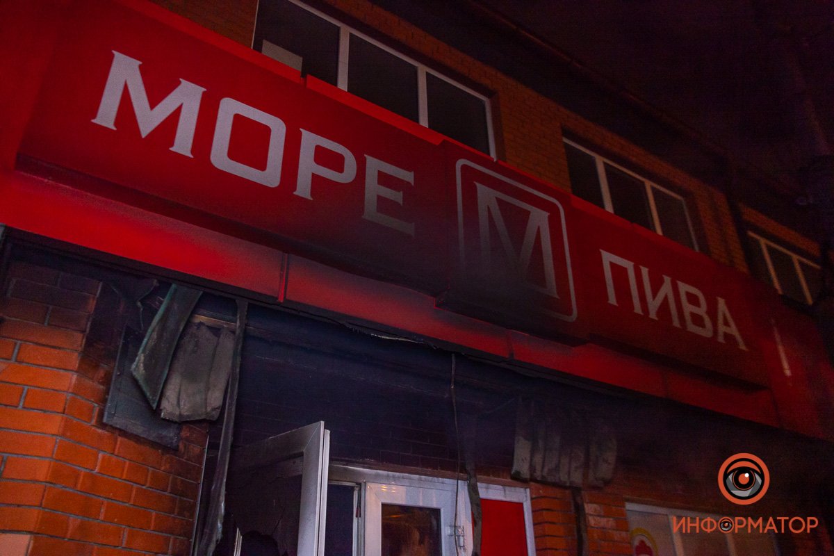 По состоянию на 5:20, огонь удалось локализовать По состоянию на 5:20, огонь удалось локализовать