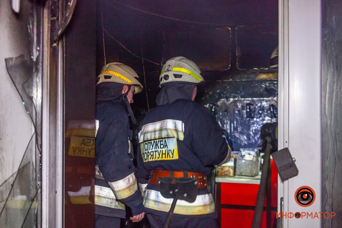 Огонь охватил 10 квадратных метров помещения Огонь охватил 10 квадратных метров помещения