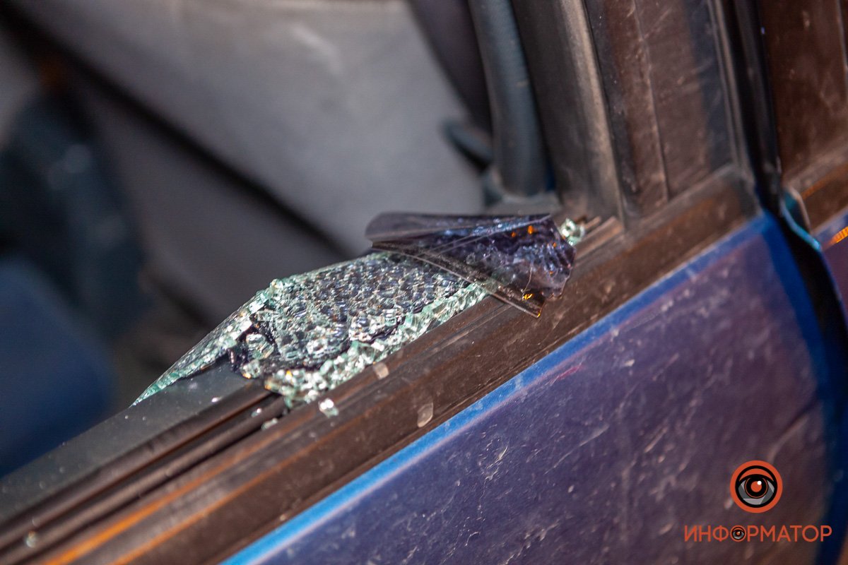 Выбиты стекла