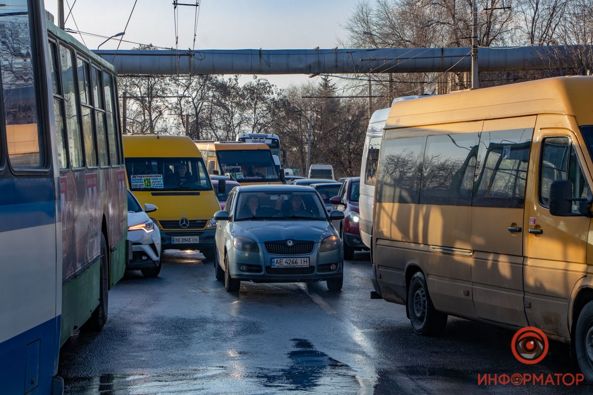 ДТП заставило здорово понервничать и других водителей ДТП заставило здорово понервничать и других водителей