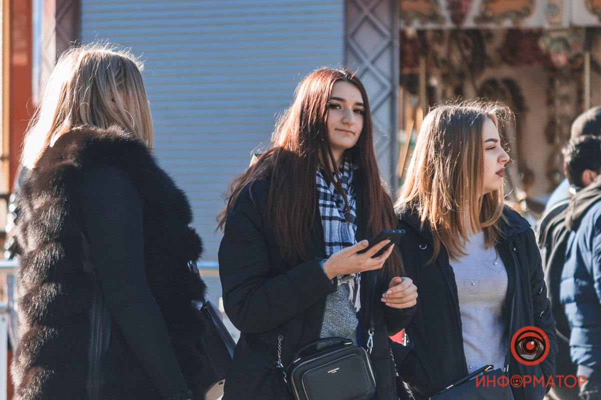 Опять этот Информатор подсматривает