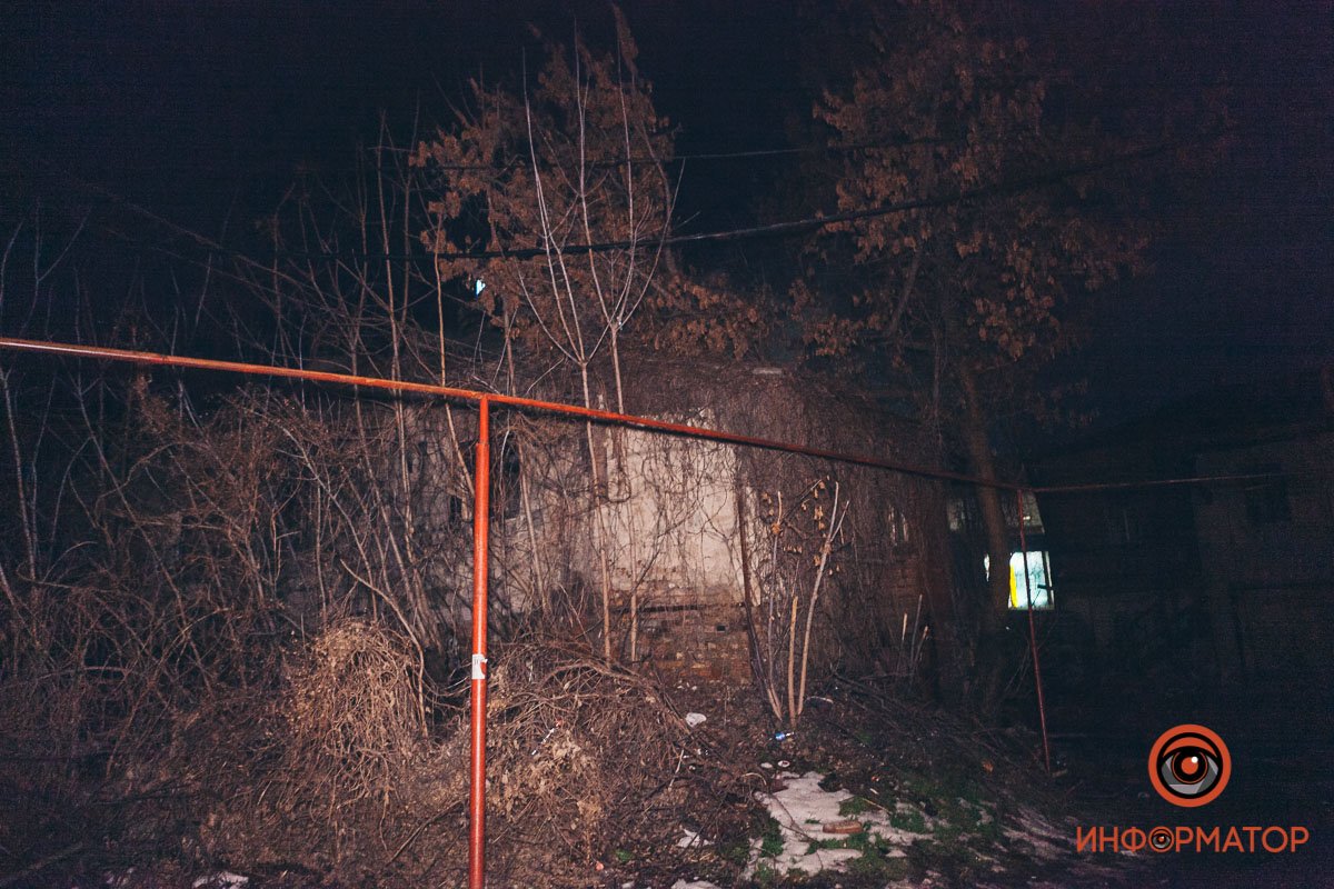 Пожар возник в заброшенном доме