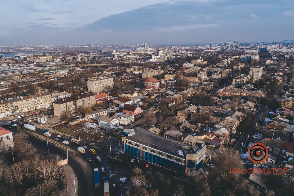 В выси, пустынной и привольной, В выси, пустынной и привольной,