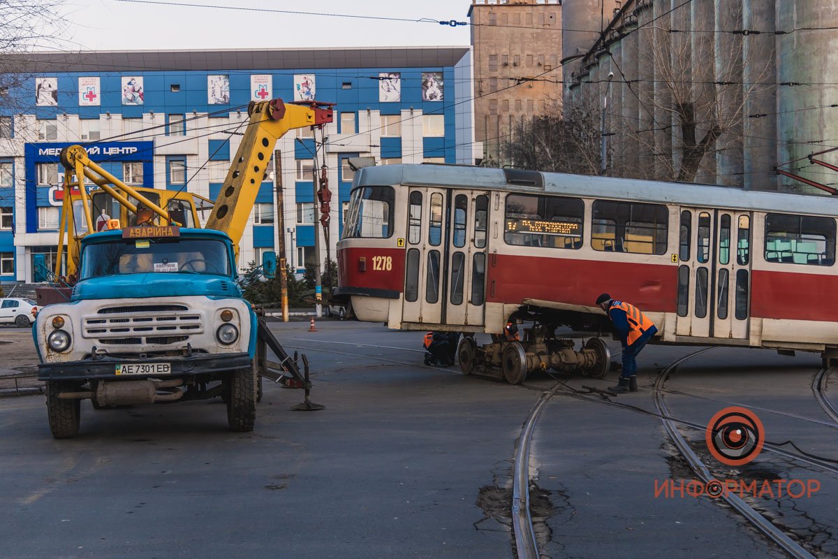 Аварийная бригада уже на месте Аварийная бригада уже на месте