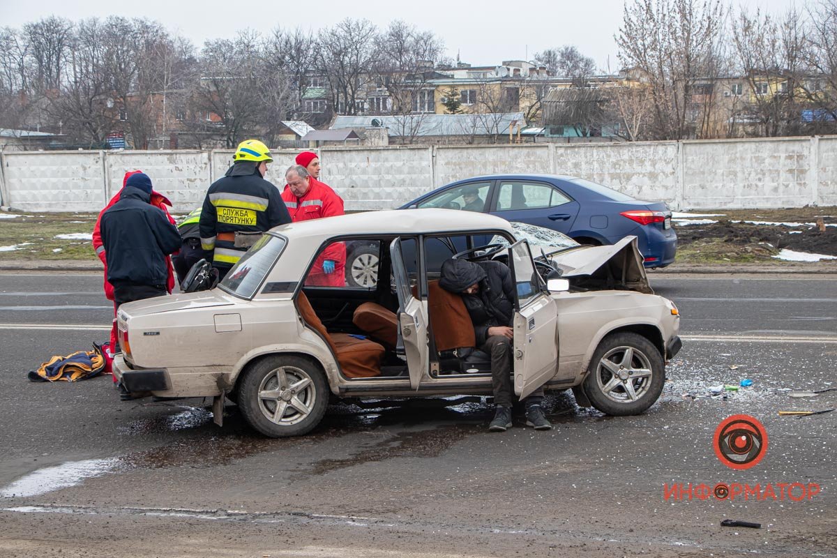 Пассажир лешковушки также получил серьезные травмы Пассажир лешковушки также получил серьезные травмы