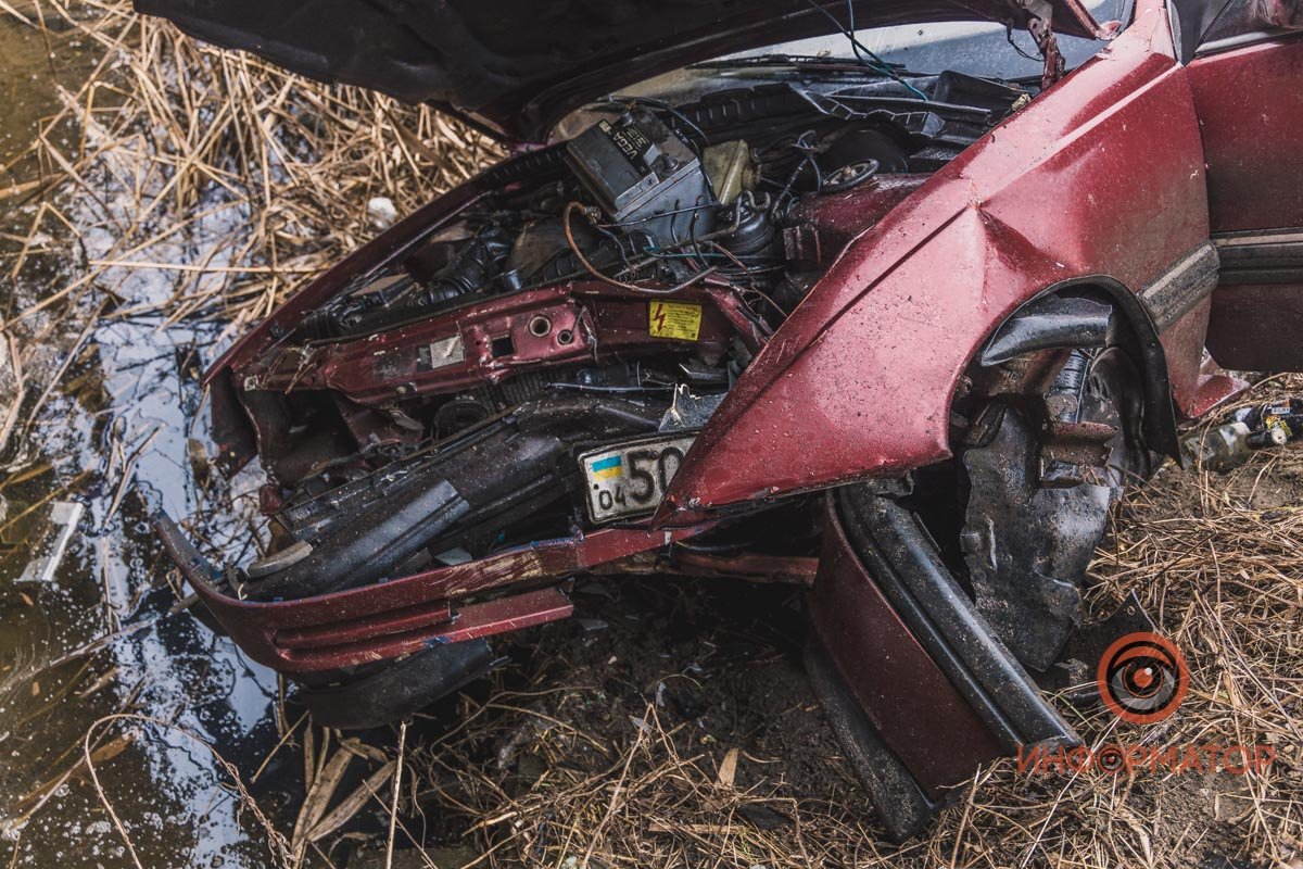 Предварительно, водитель не справился с управлением Предварительно, водитель не справился с управлением