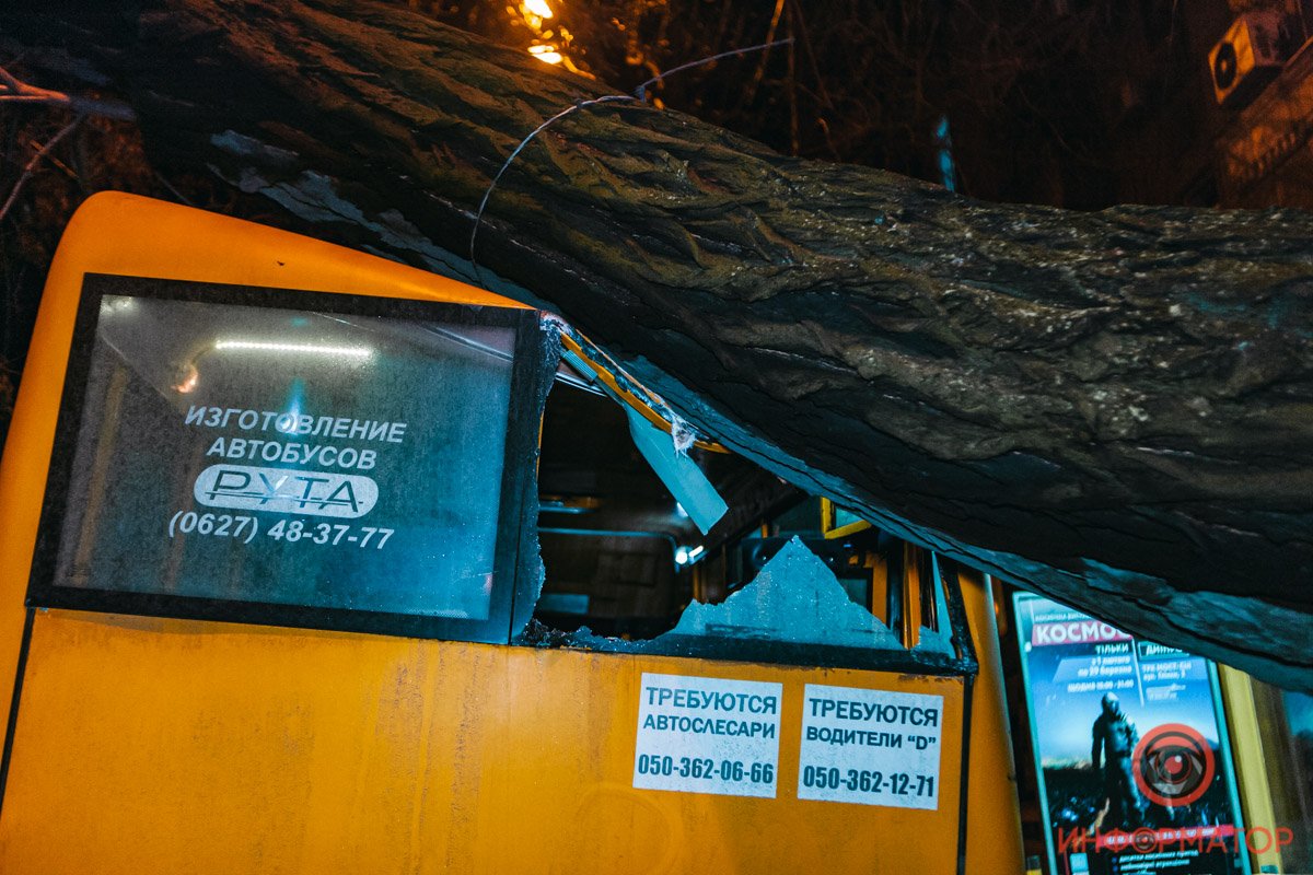 Страшно представить последствия, окажись на месте автобуса легковушка