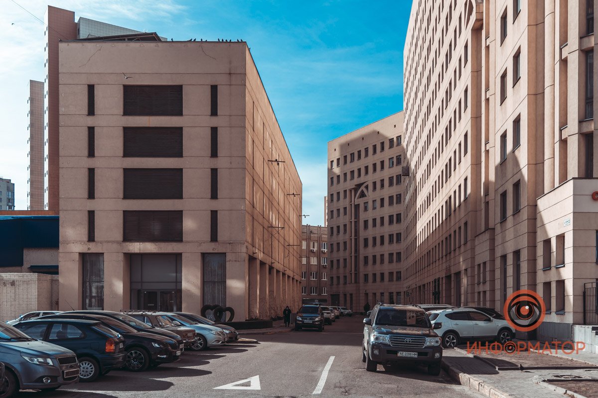 А тут, возможно, кто-то находил свое счастье А тут, возможно, кто-то находил свое счастье