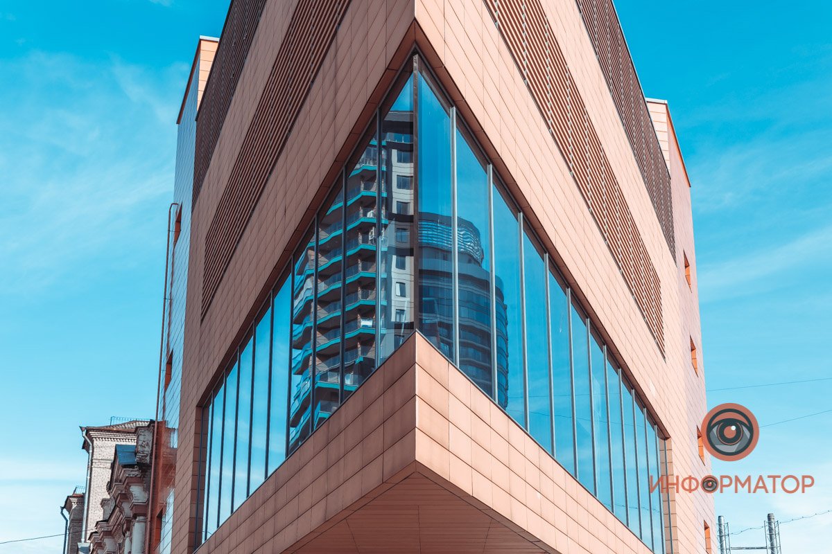 В отражениях В отражениях