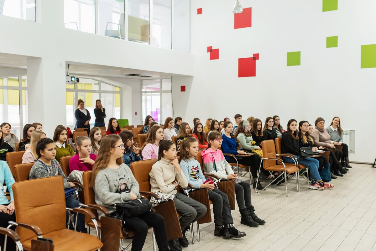 STEM для девочек и занимательная физика: Интерпайп запустил новые проекты для школьников 1