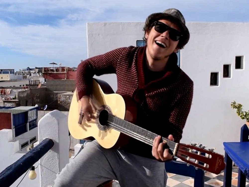 Знакомые песни по-другому