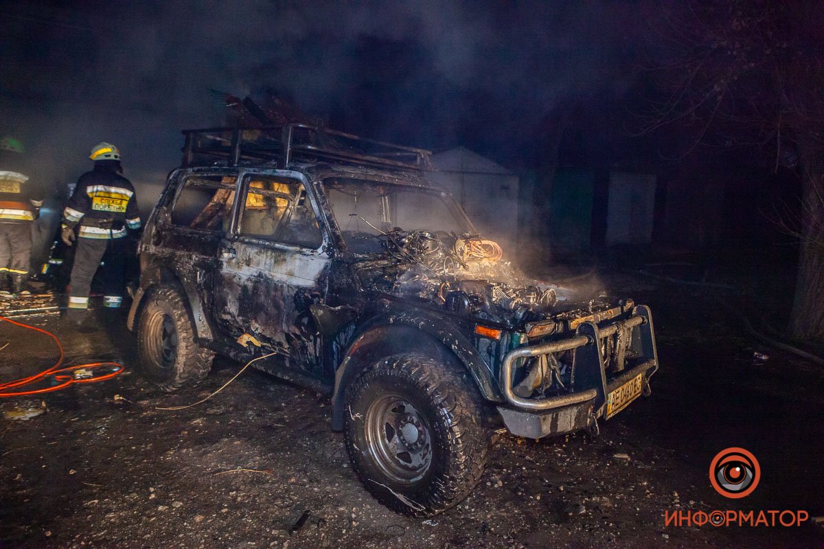 Владелец пытался потушить огонь самостоятельно