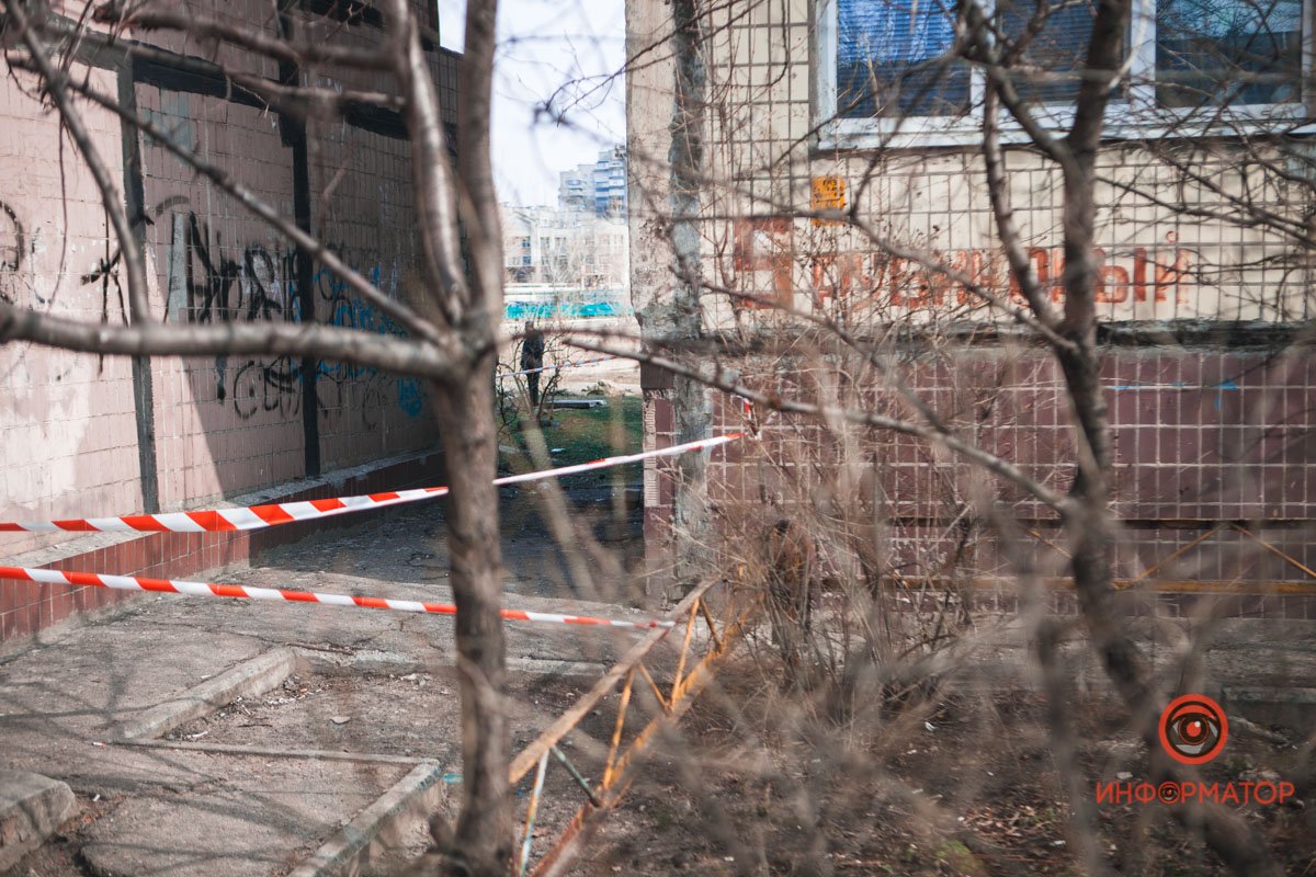 Взрыв на Рубиновом бульваре в Днепре: 8-летнему мальчику оторвало руку 6