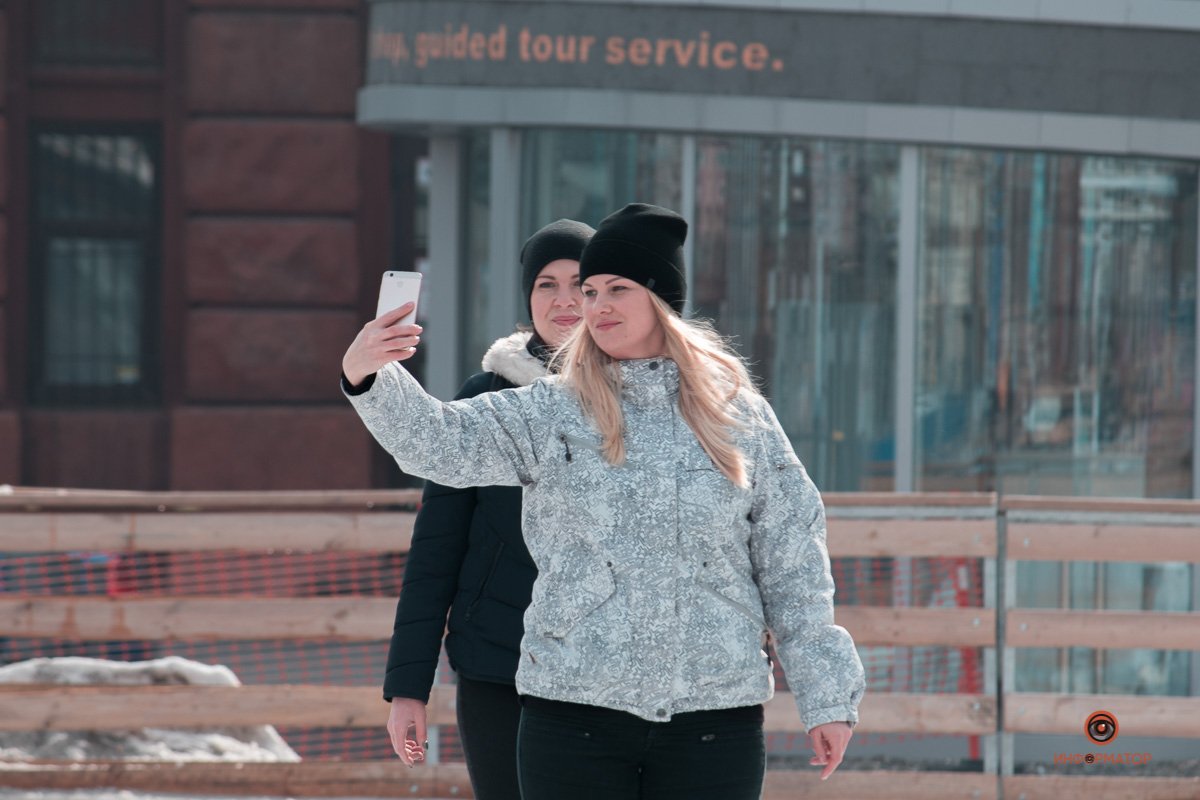 Куда же без селфи Куда же без селфи