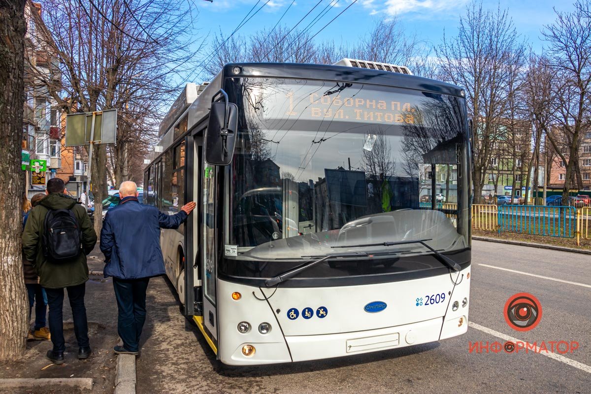 За день в городе проводят около 1300 дезинфекций
