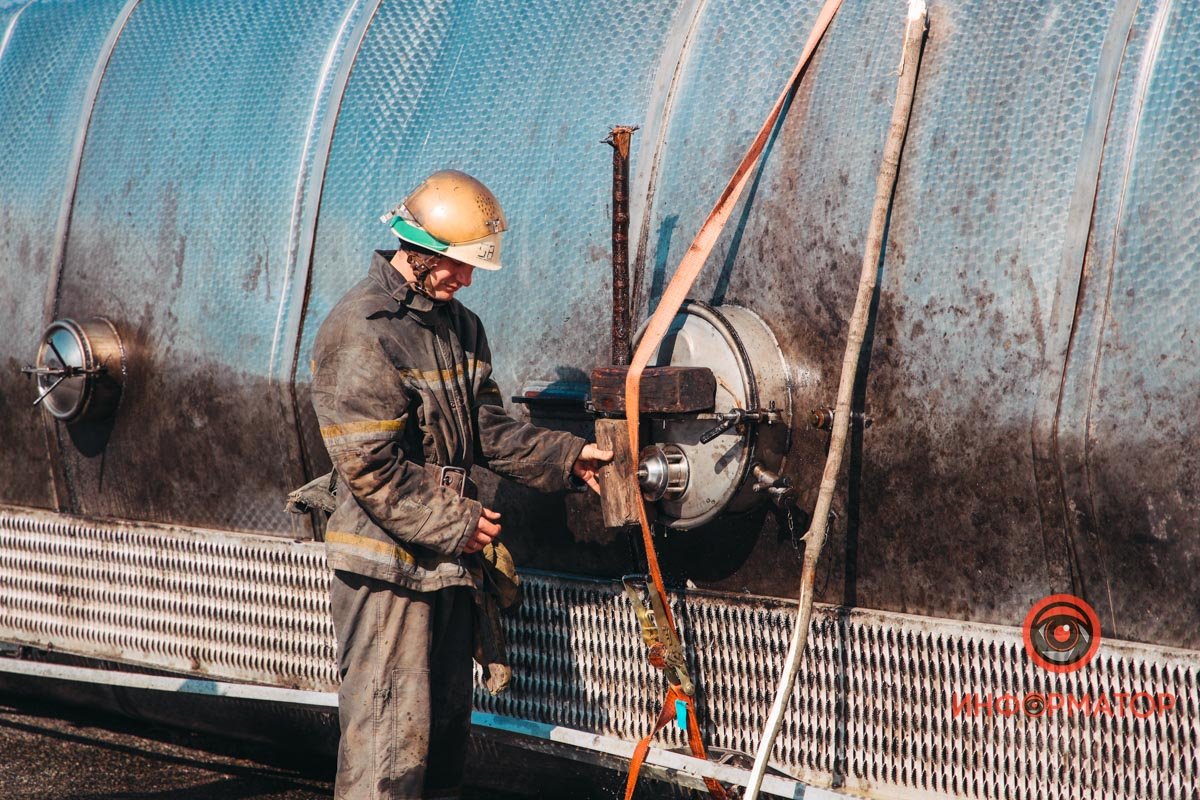 Они быстро устранили утечку