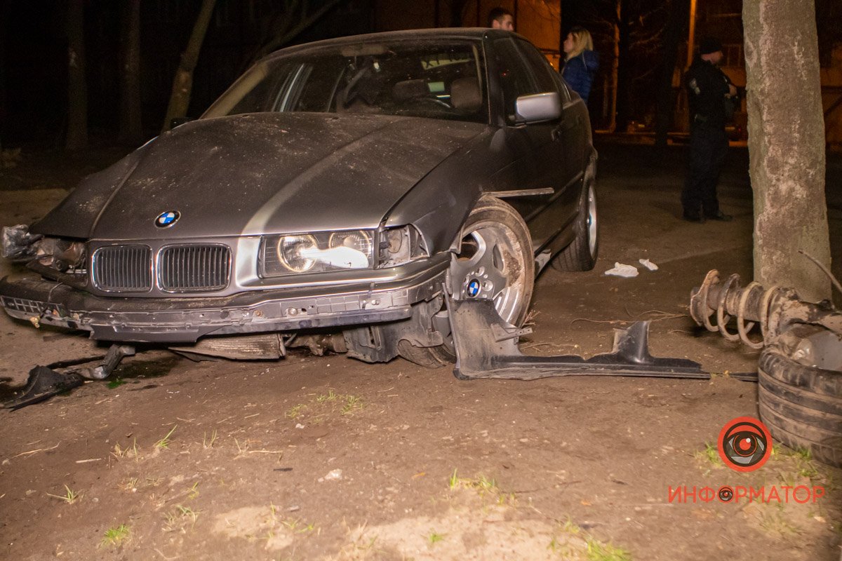 Автомобиль существенно поврежден Автомобиль существенно поврежден