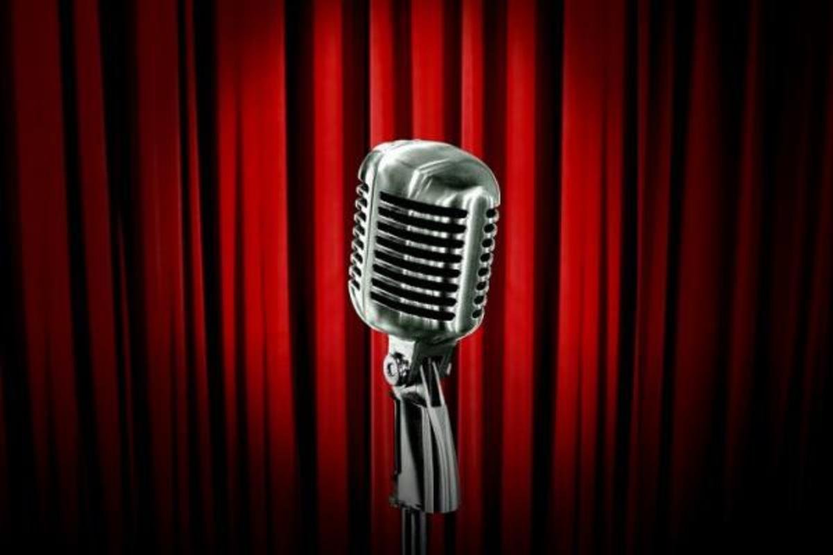 Комики помогут улыбнуться Комики помогут улыбнуться