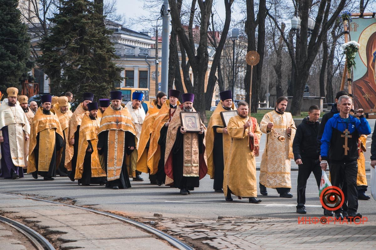 В этот день во всех храмах Украинской Православной Церкви совершается чин Торжества Православия