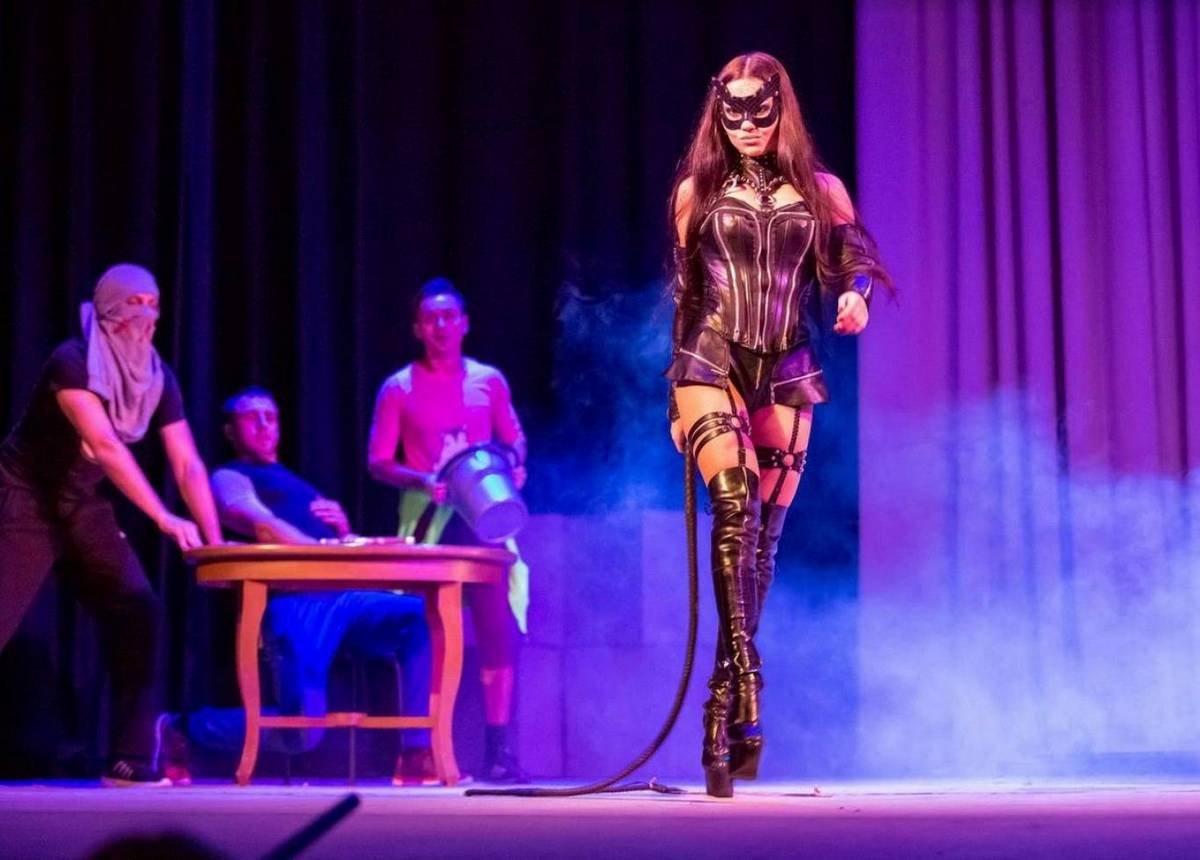 Шоу для взрослых