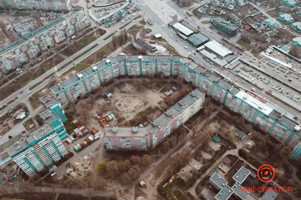 Сложенный из конструктора город Сложенный из конструктора город