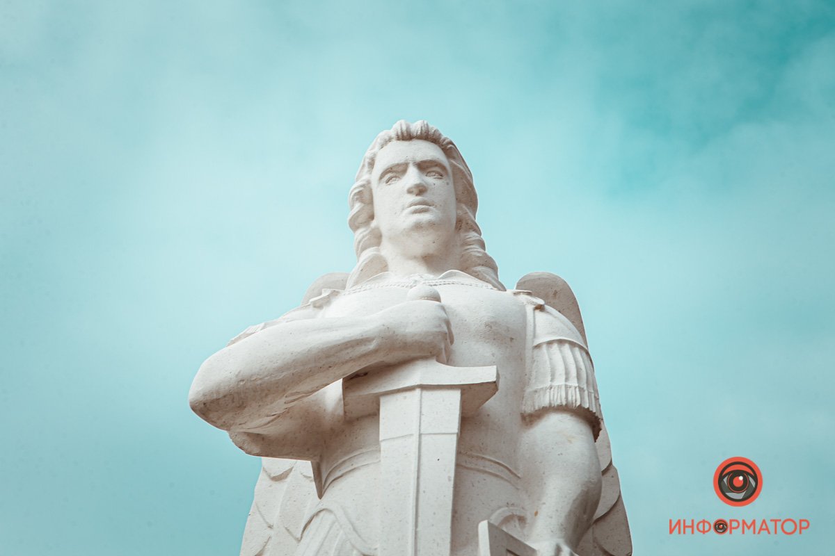 Его построили недавно Его построили недавно