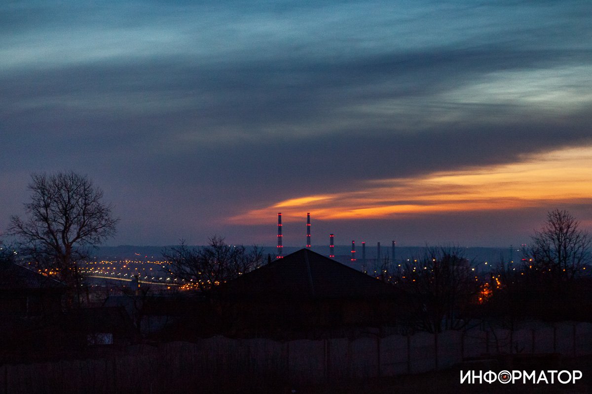 Город затих перед рассветом Город затих перед рассветом