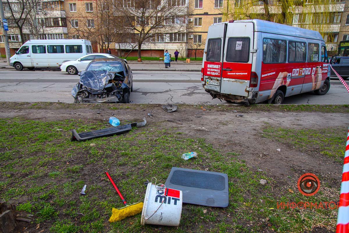 В ДТП пострадали трое человек В ДТП пострадали трое человек