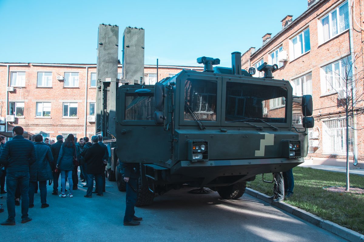 В Днепре прошло первое выездное заседание парламентского комитета по вопросам космоса 9